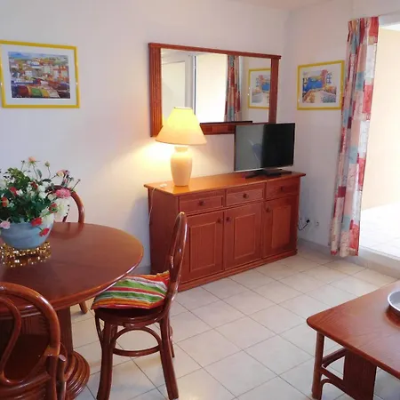 Appartement Palmyra Golf Tres Joli 3 Pieces Avec Clim, Piscine Couverte, Vue Golf, Cap D'agde Agde