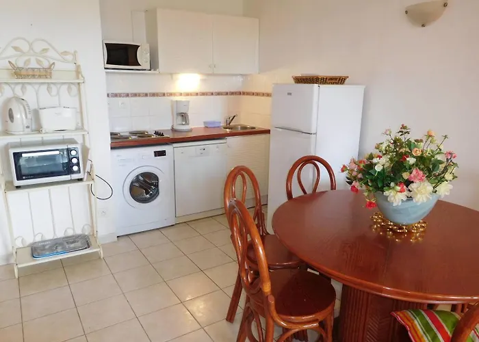 Apartment Palmyra Golf Tres Joli 3 Pieces Avec Clim, Piscine Couverte, Vue Golf, Cap D'agde