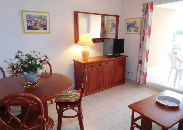 Palmyra Golf Tres Joli 3 Pieces Avec Clim, Piscine Couverte, Vue Golf, Cap D'agde *